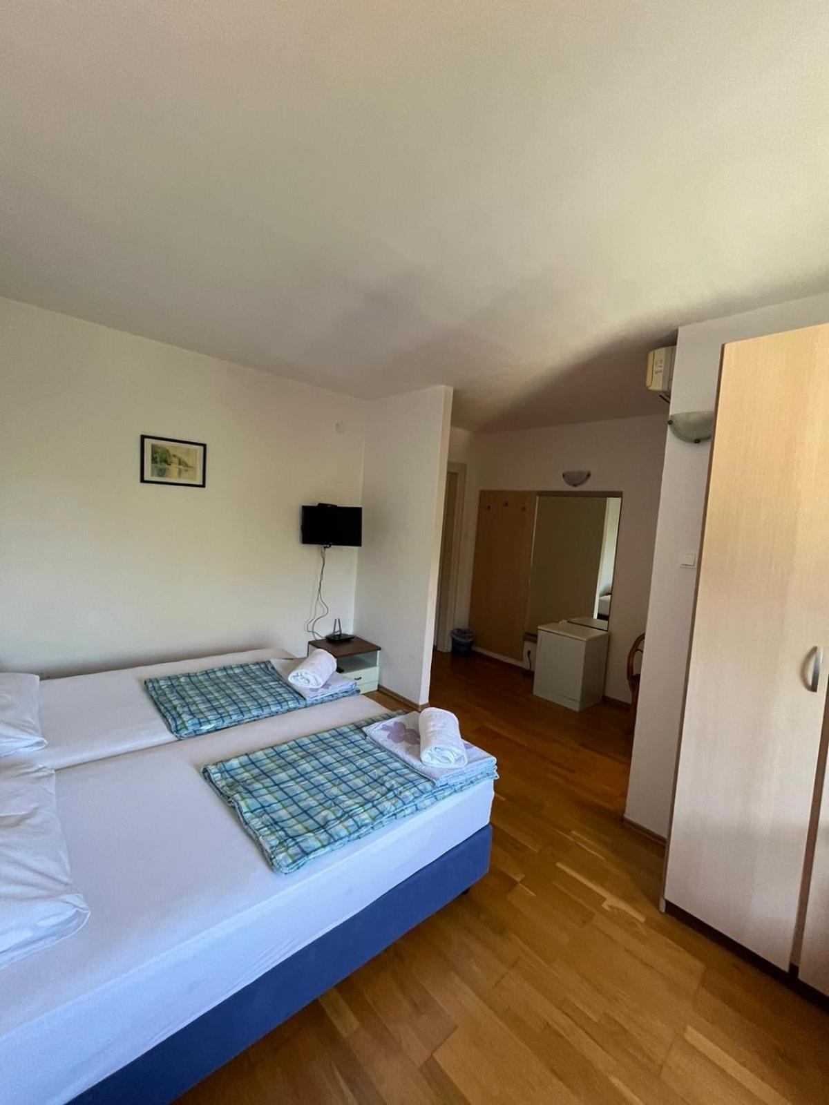 Bed&Breakfast Villa Eva Omisalj ห้อง รูปภาพ