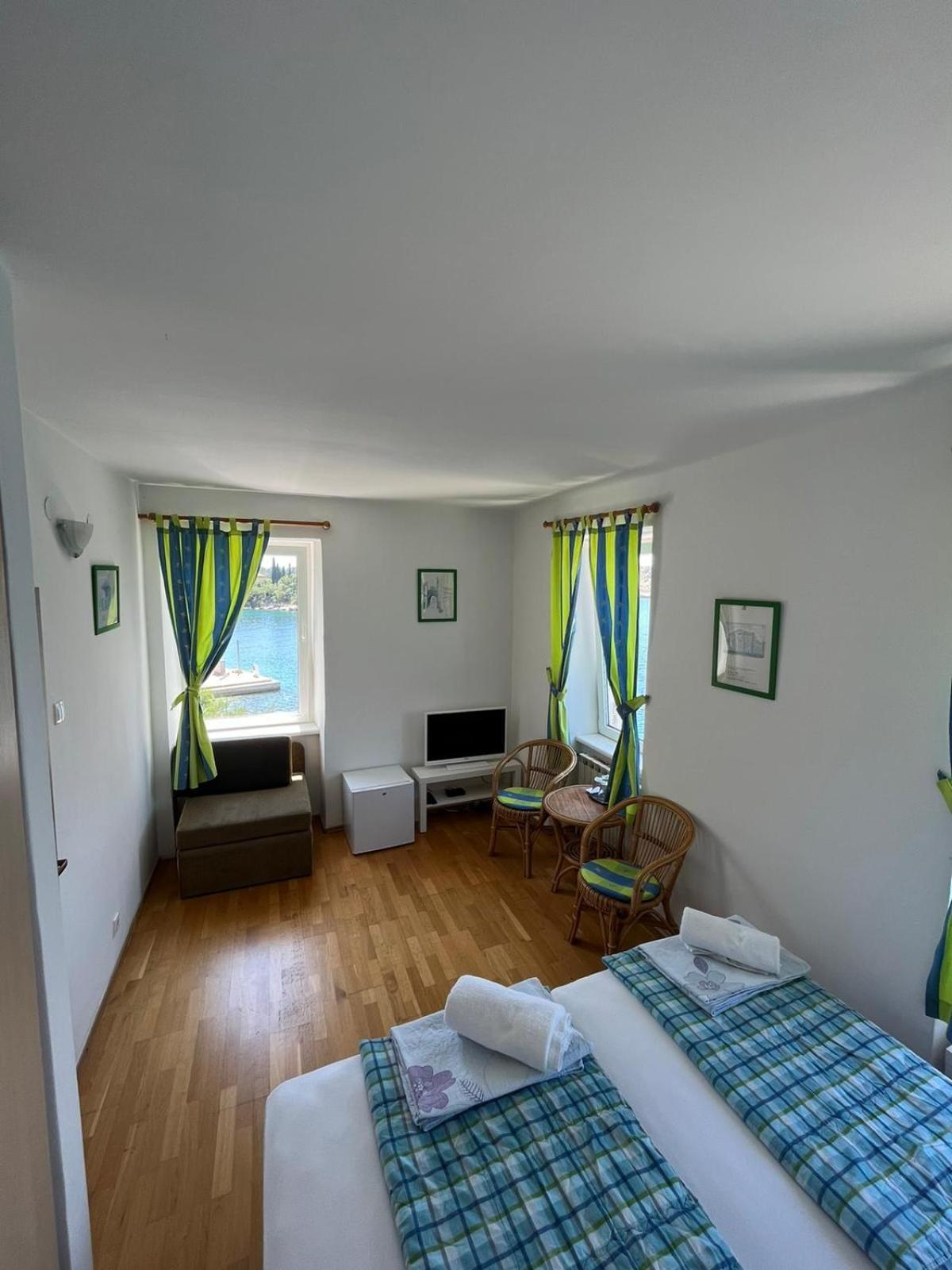 Bed&Breakfast Villa Eva Omisalj ห้อง รูปภาพ
