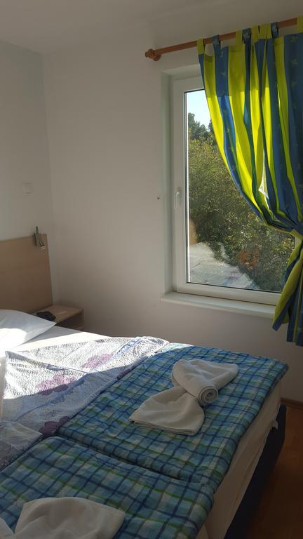 Bed&Breakfast Villa Eva Omisalj ห้อง รูปภาพ