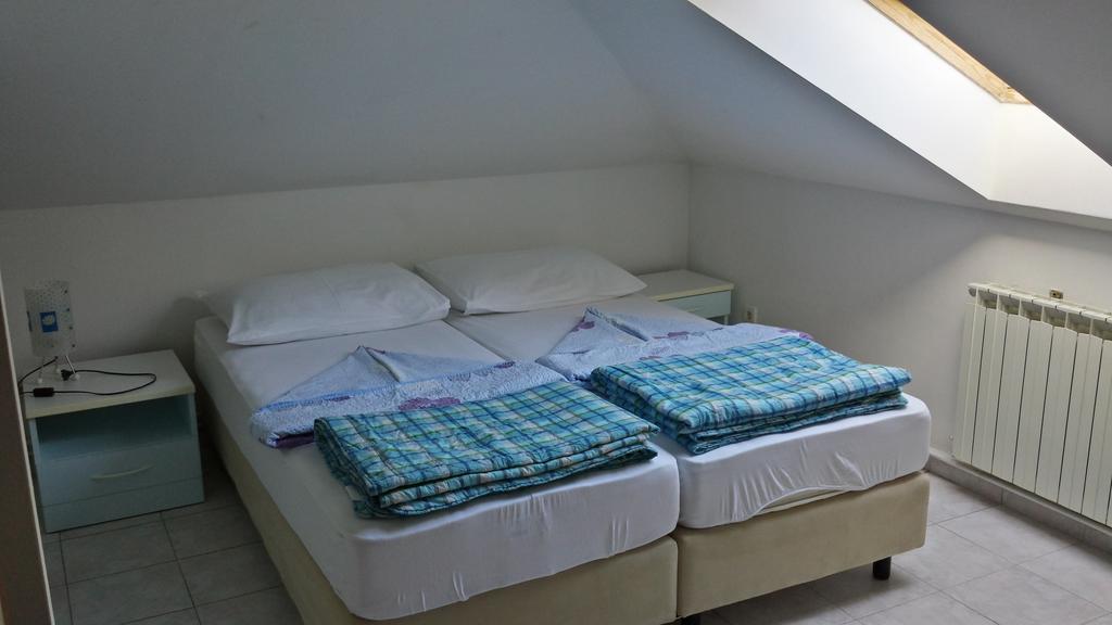 Bed&Breakfast Villa Eva Omisalj ห้อง รูปภาพ